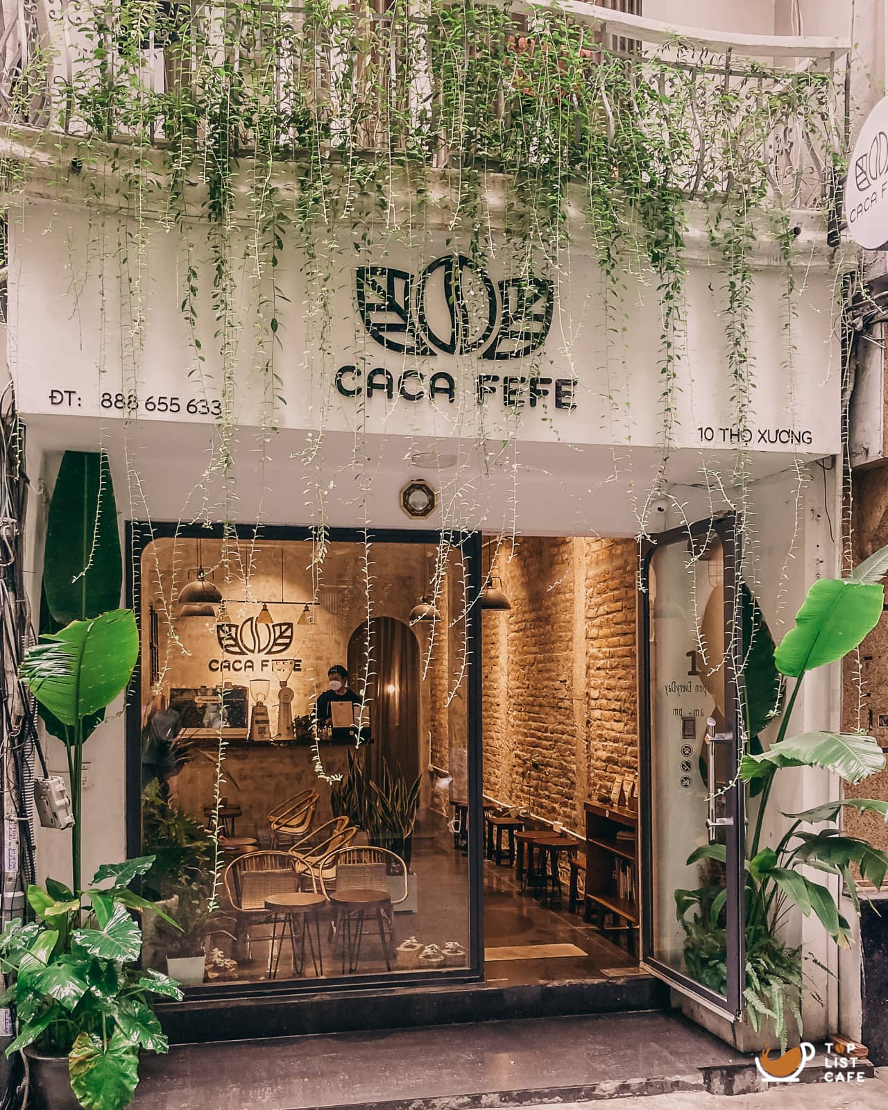 mặt tiền CaCa FeFe cafe